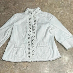 White jean jacket, PTP  19”Silver grommets,fray,crop,
Hook& clasp,boho,festival